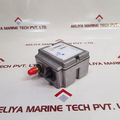 Johnson Controls Penn P77Aaa-9300 Pressure Control Switch
