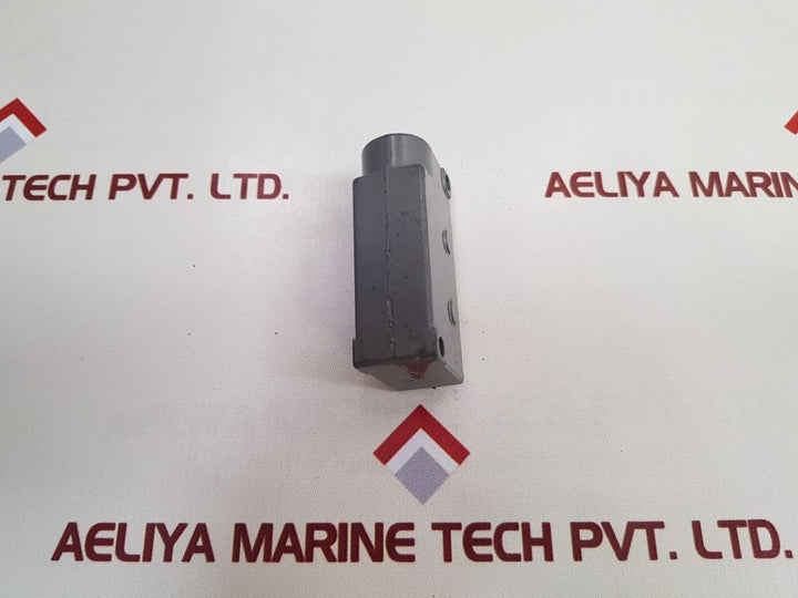Honeywell Dte7-2Rqn8-c Limit Switch With Roller Plunger
