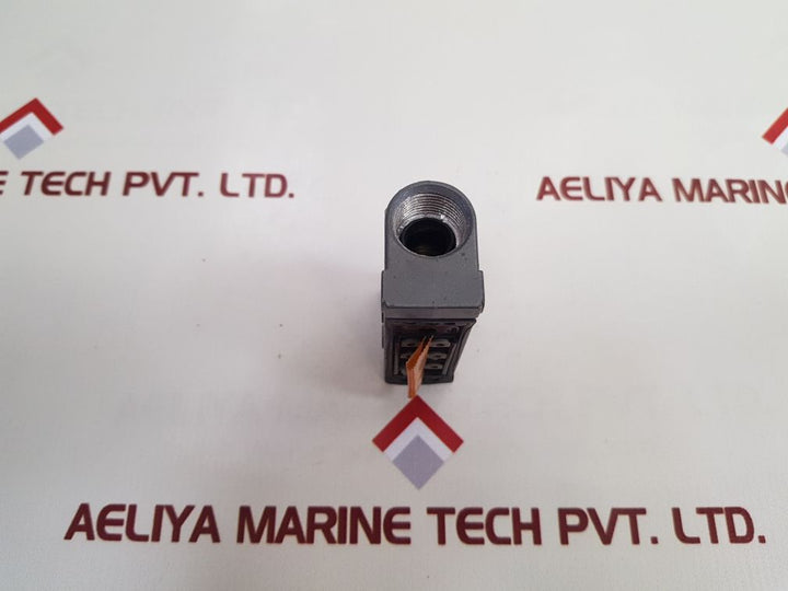 Honeywell Dte7-2Rqn8-c Limit Switch With Roller Plunger
