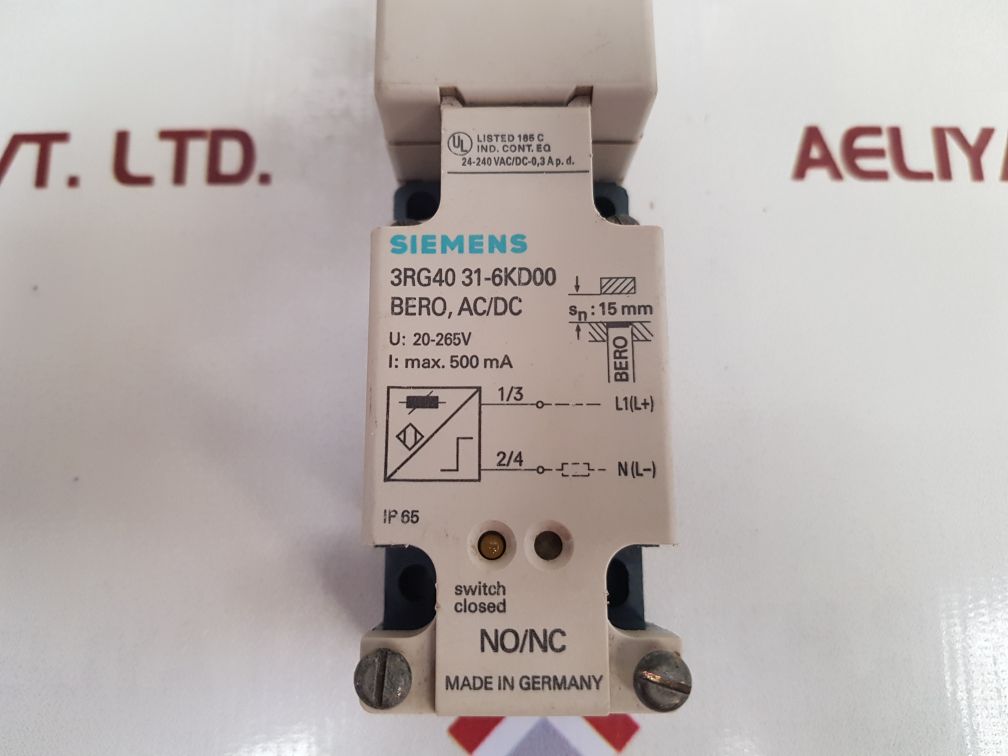 Siemens 3Rg40 31-6Kd00 Inductive Sensor
