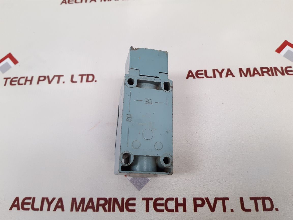 Telemecanique Xck-j Limit Switch Body Zck-j1
