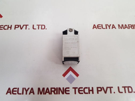 Klockner Moeller At11-1-i Limit Switch
