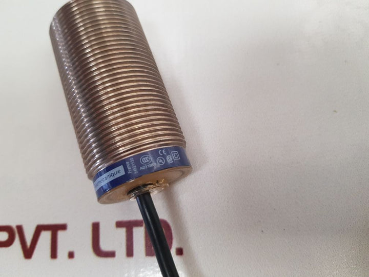 Telemecanique Xs630B1Mal2 Inductive Proximity Sensor

