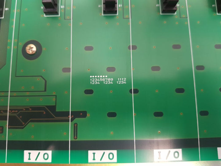 Omron Cv500-bi112 Base Unit
