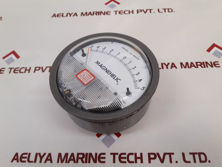 Dwyer 2310C Differential Pressure Gauge
