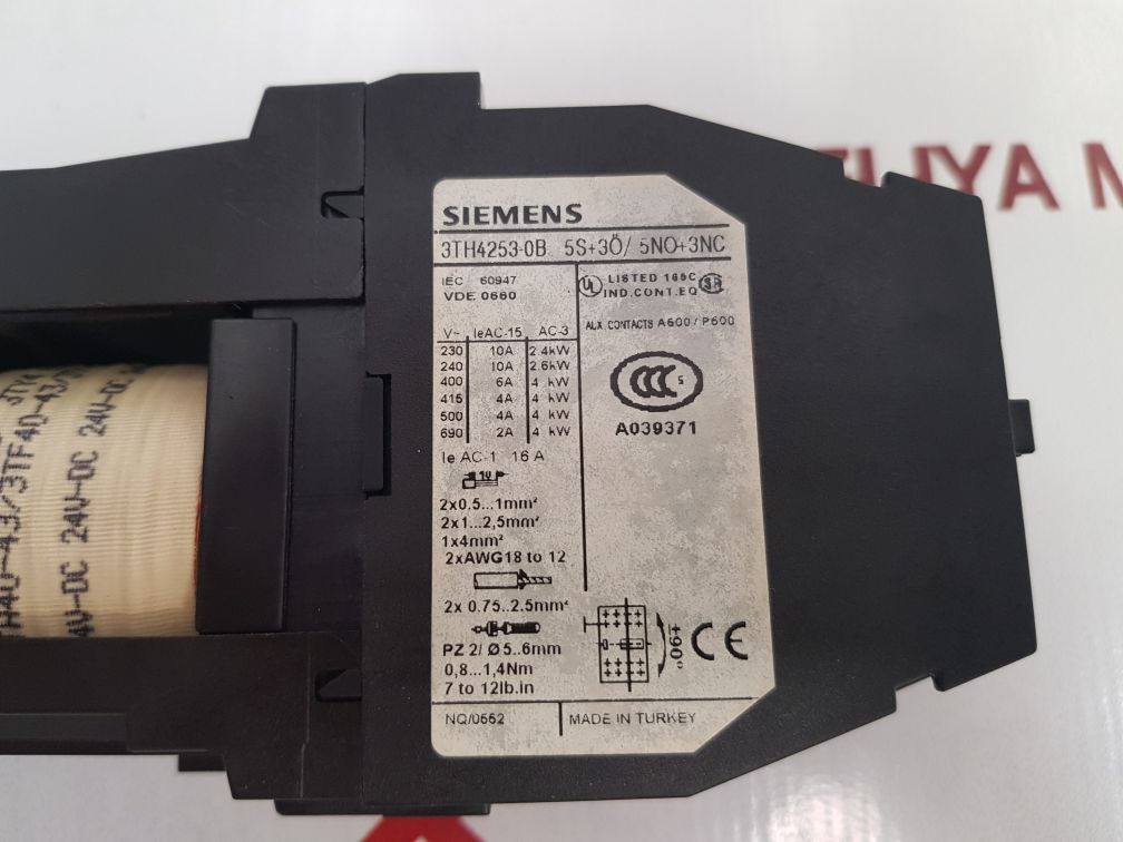 Siemens 3Th4253-0Bb4 Control Relay
