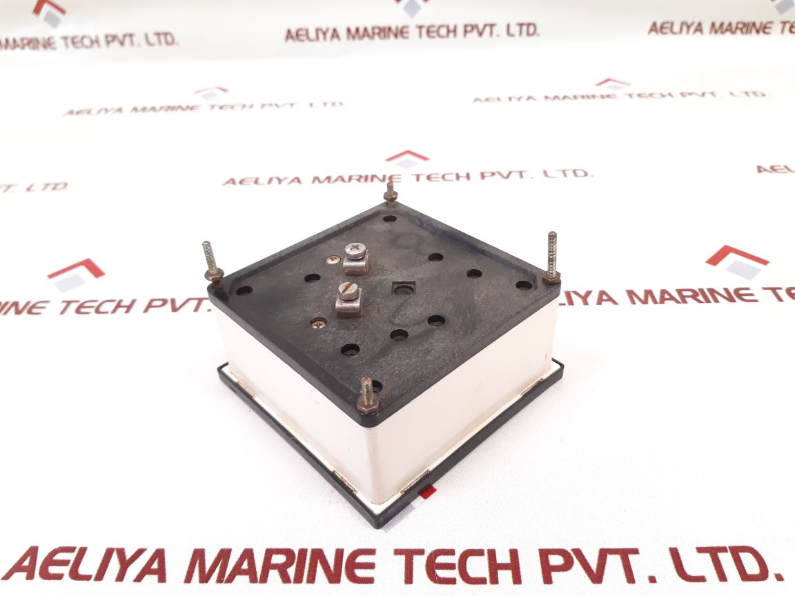 U.Terzo & Figlio 0-300V Meter
