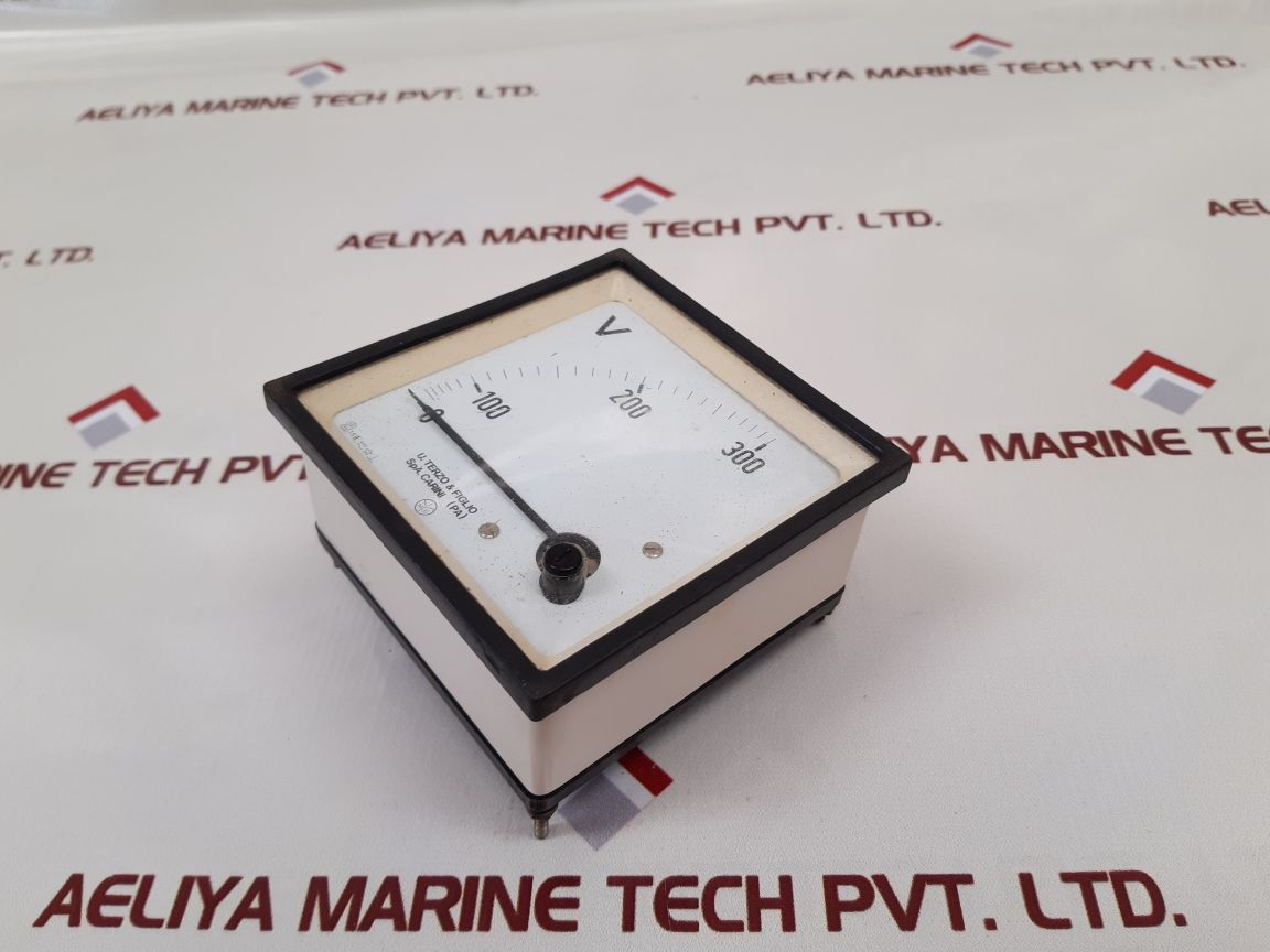 U.Terzo & Figlio 0-300V Meter
