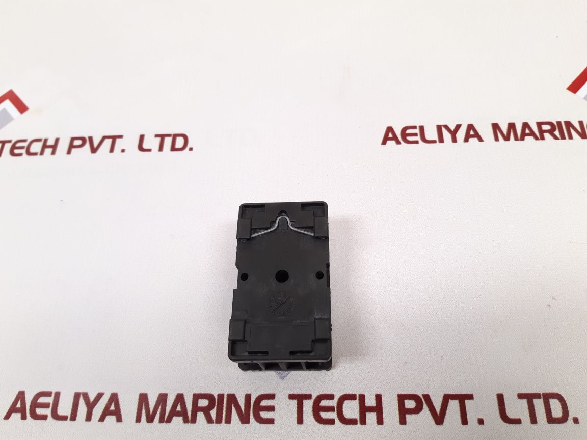 Carlo Gavazzi Zpd8 Socket Relay 10A 300Vac
