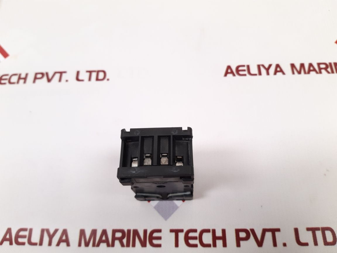 Carlo Gavazzi Zpd8 Socket Relay 10A 300Vac
