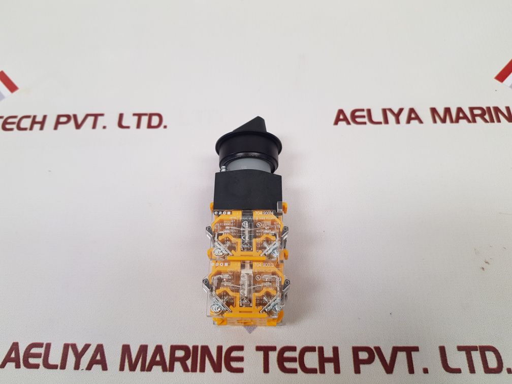 Eao 704.900.4 Push Button Switch 704.900.3
