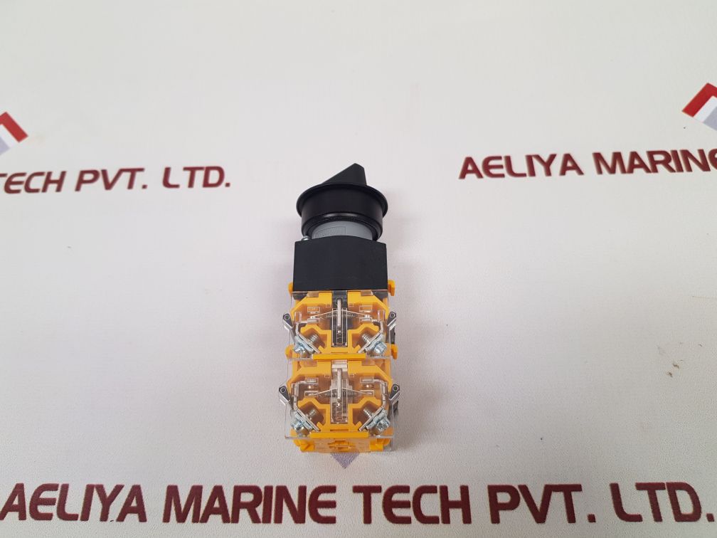 Eao 704.900.4 Push Button Switch 704.900.3
