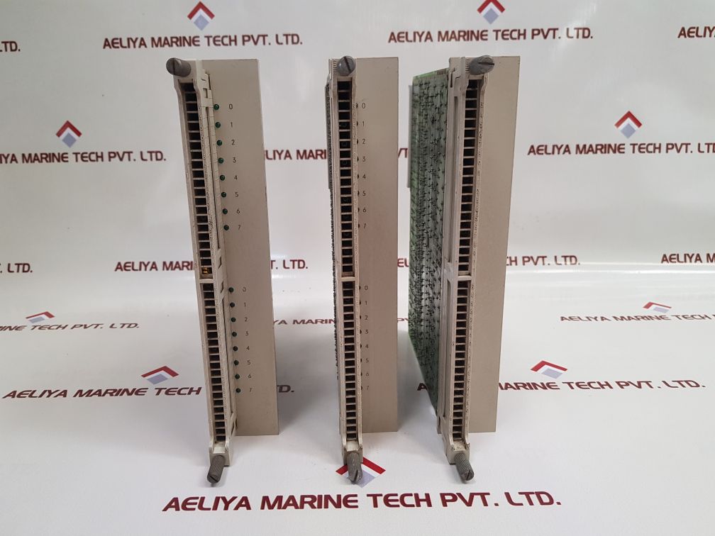 Siemens Simatic 6Es5444-3Aa11 Digital Output Module
