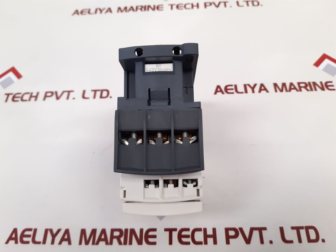 Telemecanique Lc1D25R7 Contactor
