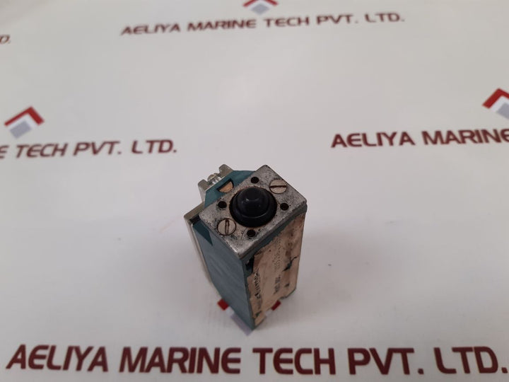 Klockner moeller at 12-7-i limit switch Used
