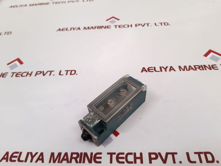 Klockner moeller at 12-7-i limit switch Used
