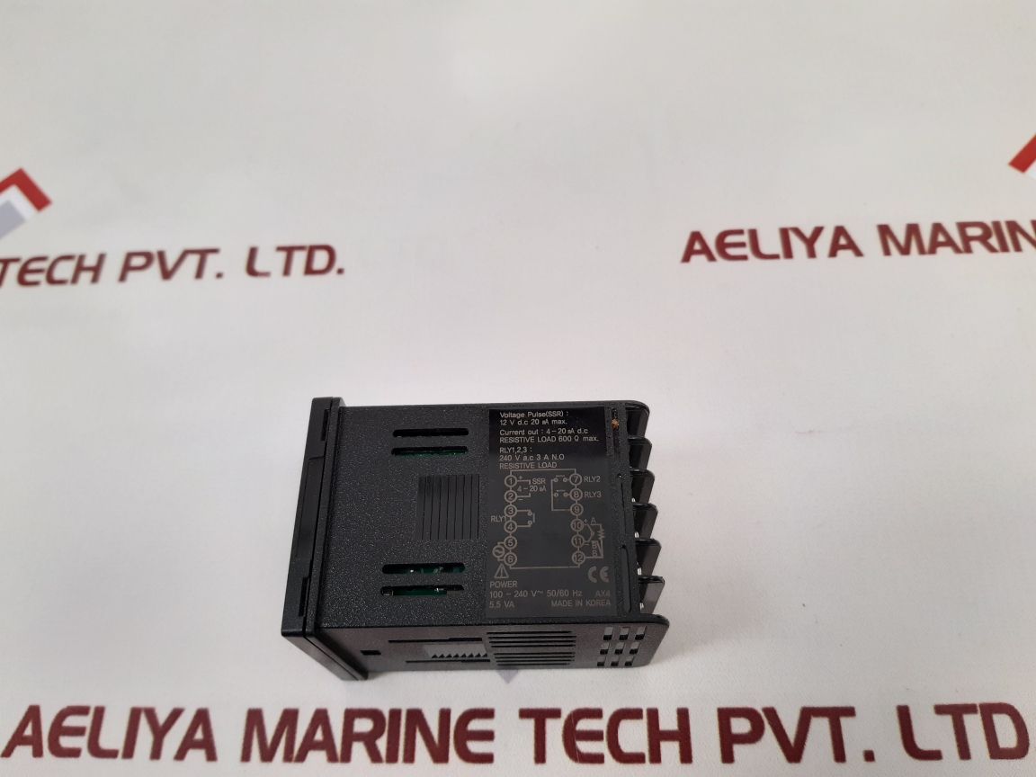 Hanyoung Nux Ax4-3A Temperature Controller
