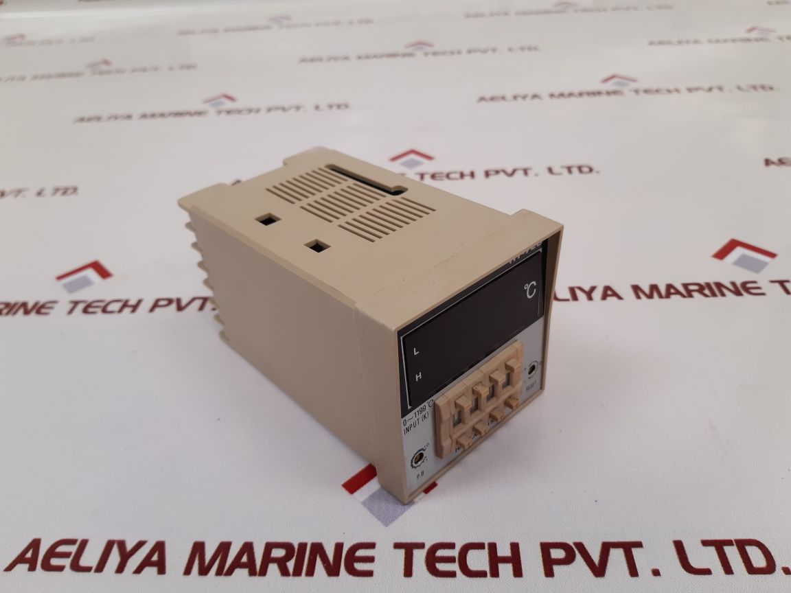 Hanyoung Nux Hy-72D Temperature Controller
