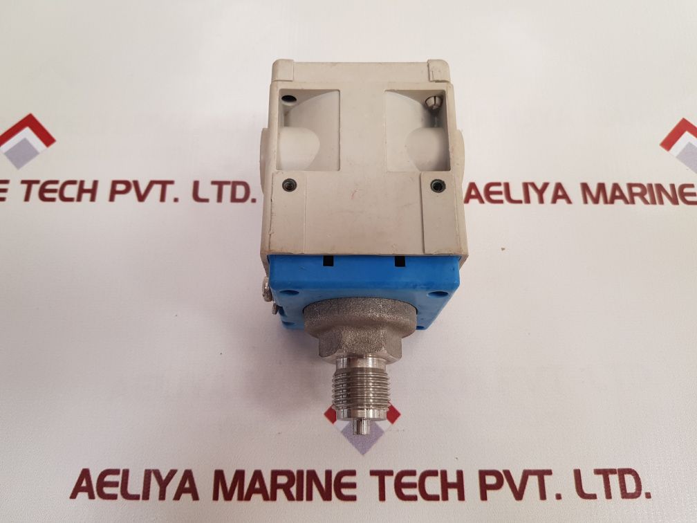Endress+Hauser Pmc 133 1M1F2Awd3W Pressure Switch
