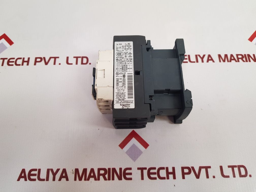 Telemecanique/Schneider Electric Lc1D32 Contactor Used
