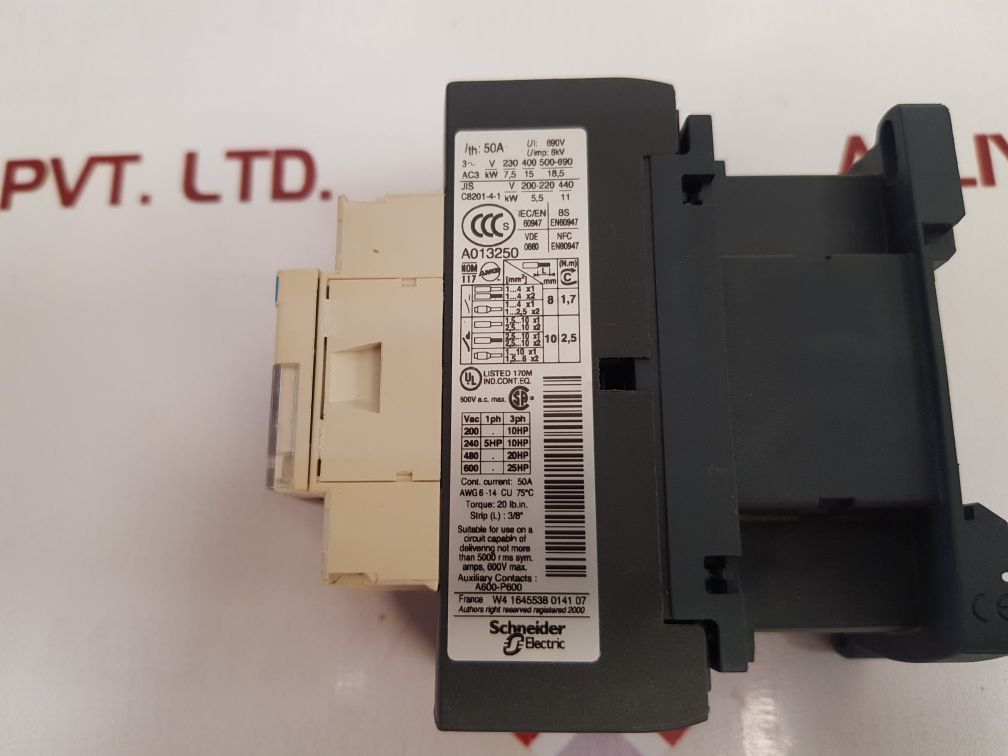 Telemecanique/Schneider Electric Lc1D32P7 Contactor
