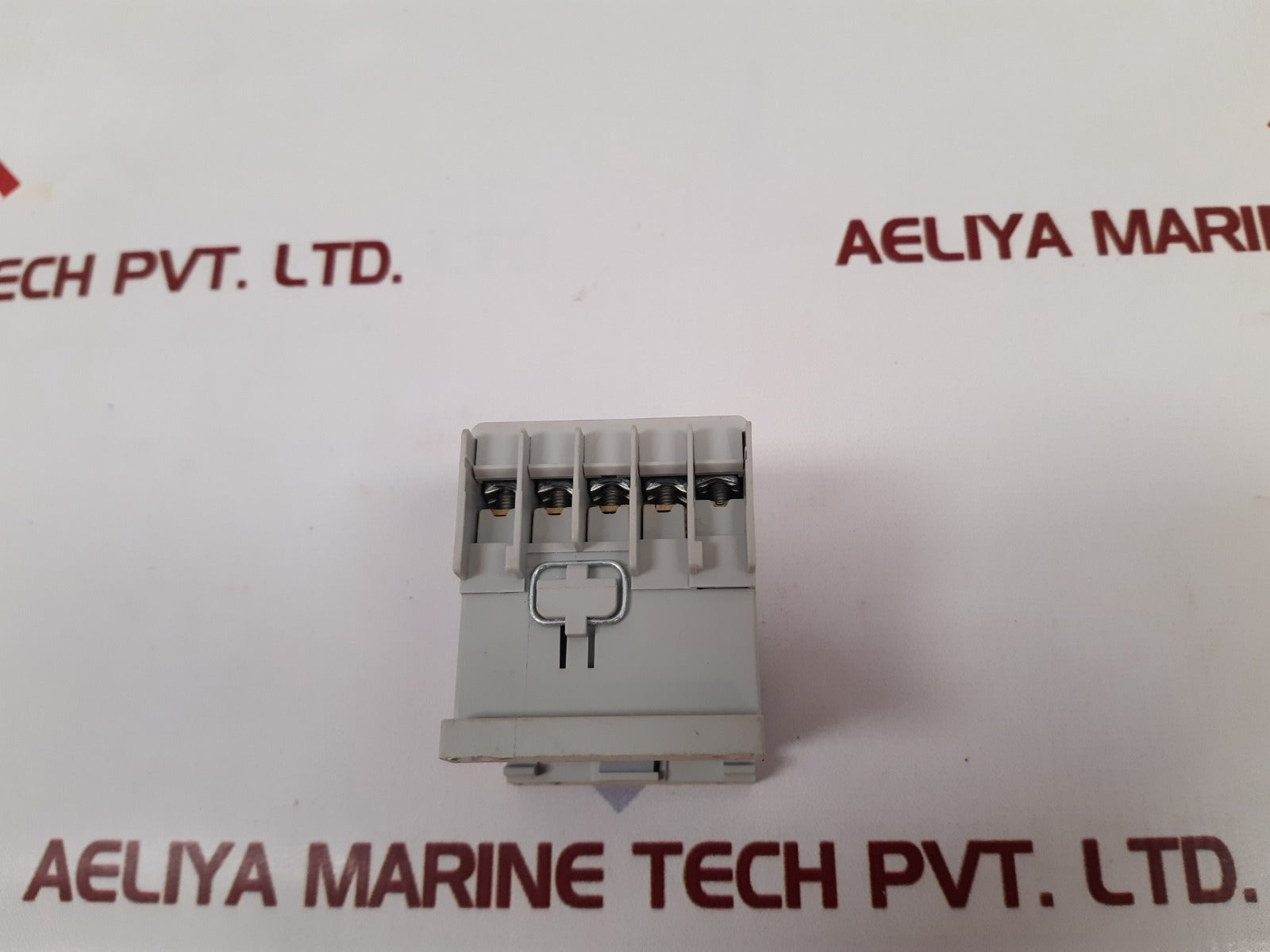 Allen-bradley 100-k05*300 ser.a miniature contact 