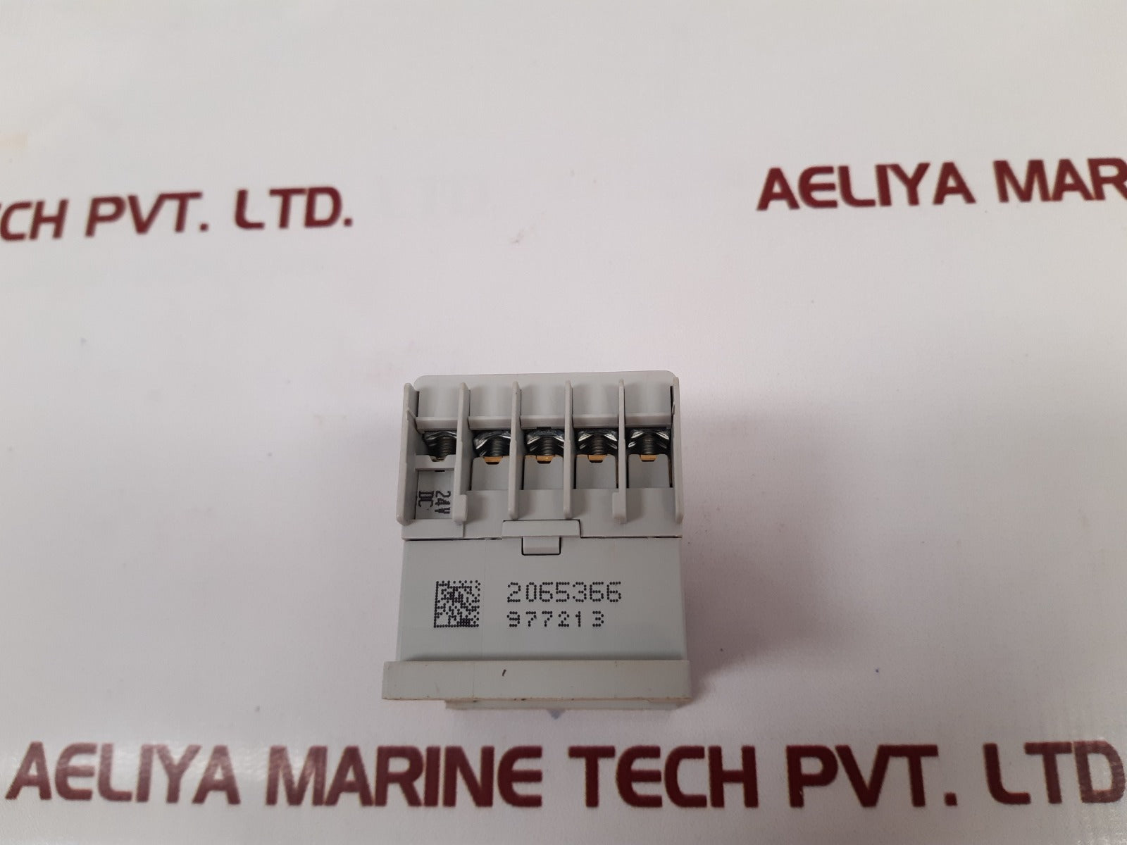 Allen-bradley 100-k05*300 ser.a miniature contact 