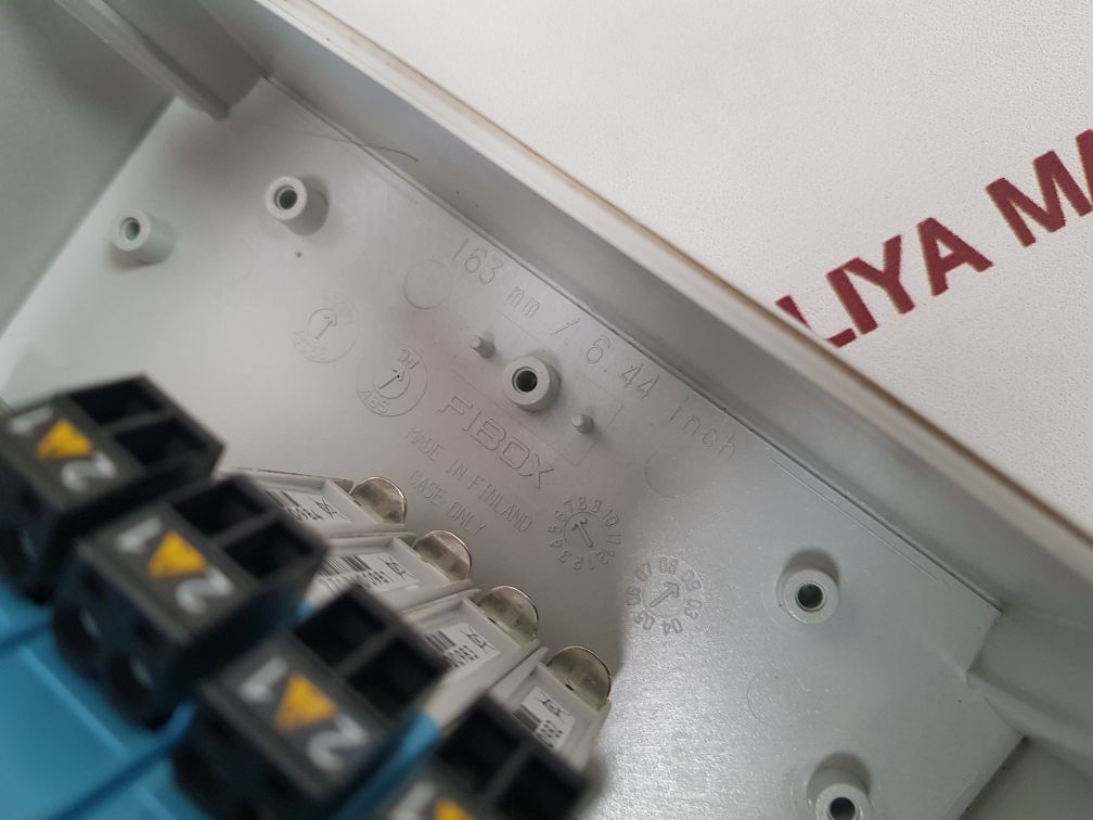 Honeywell 34527-4 fibox intrinsically safe system 