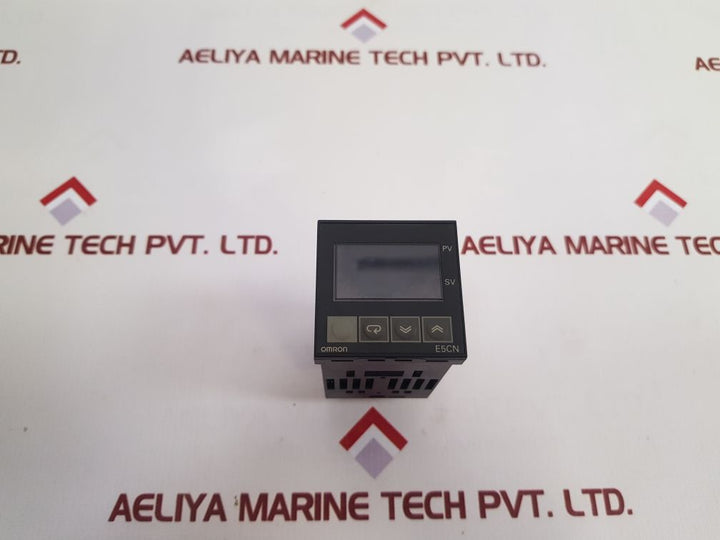 Omron e5cn-r1tcu temperature controller