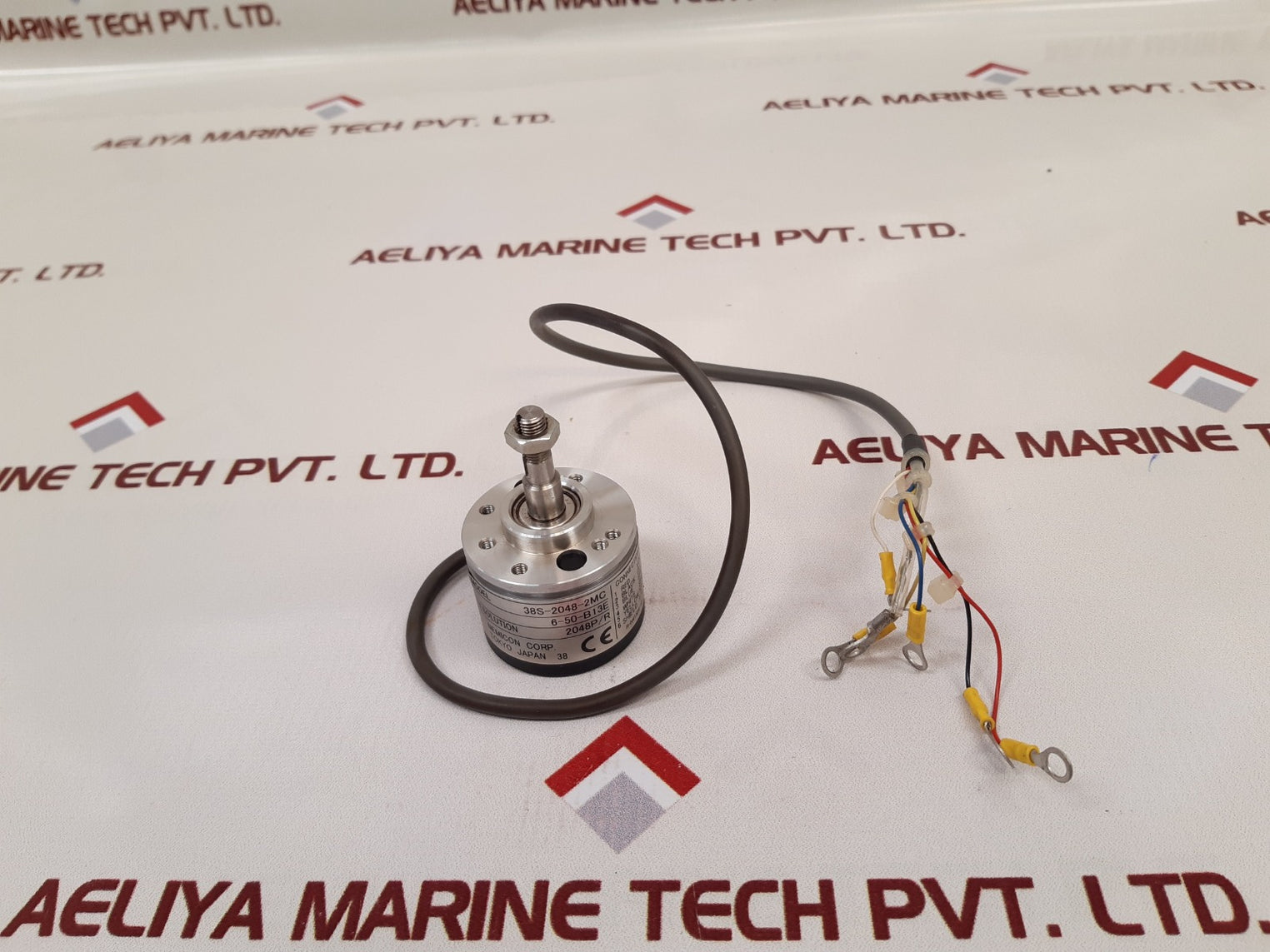 Nemicon 38S-2048-2Mc 6-50-b13E Rotary Encoder