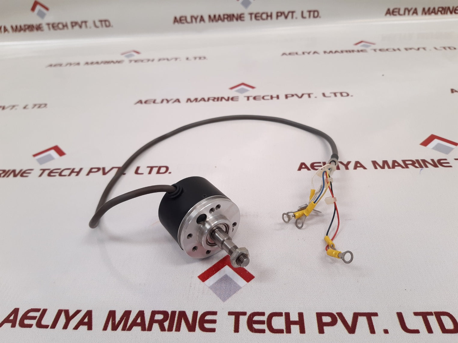 Nemicon 38S-2048-2Mc 6-50-b13E Rotary Encoder