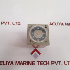 Omron H3Cr-a8E-600 Timer