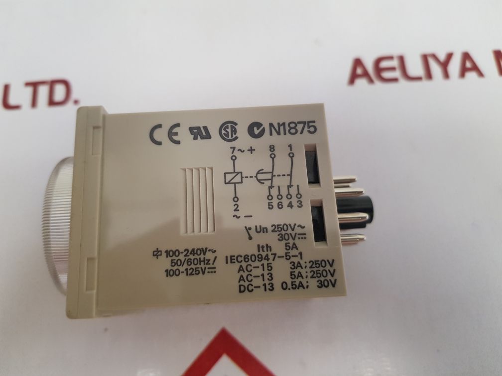 Omron H3Cr-a8E-600 Timer
