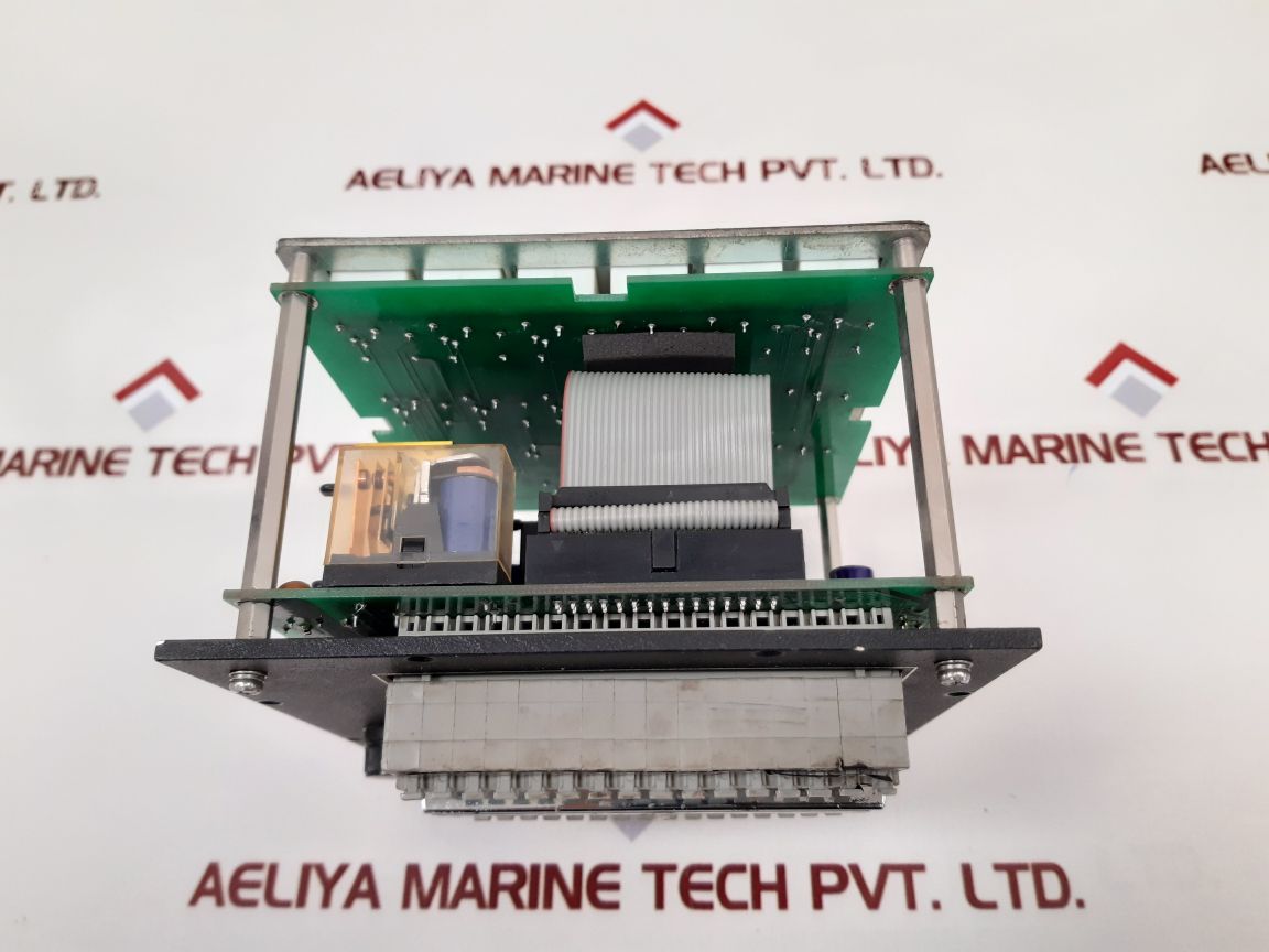 Saracom Hc-7122 Horn Control Unit