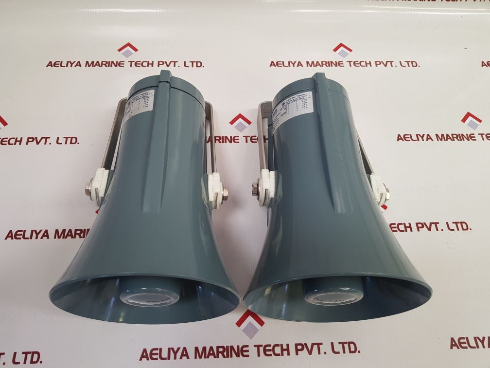 Dnh Hs-15T Loud Speakers