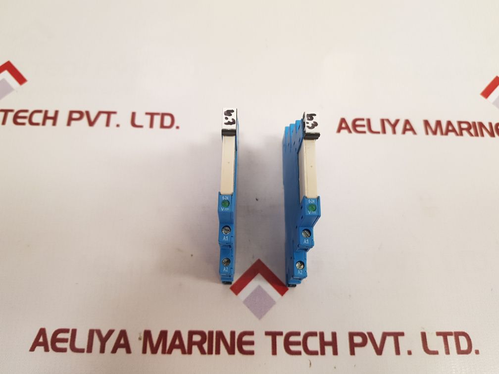 Set Of 8X Finder 34.51.7.024.0010 Relay With 93.01.7.024 Socket