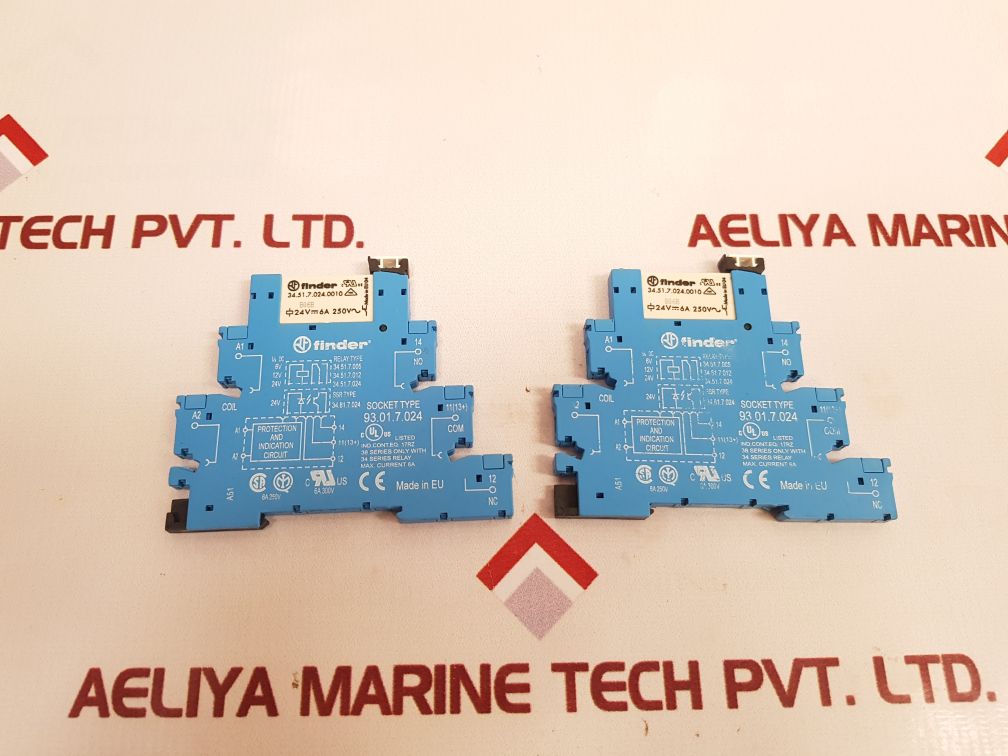 Set Of 8X Finder 34.51.7.024.0010 Relay With 93.01.7.024 Socket