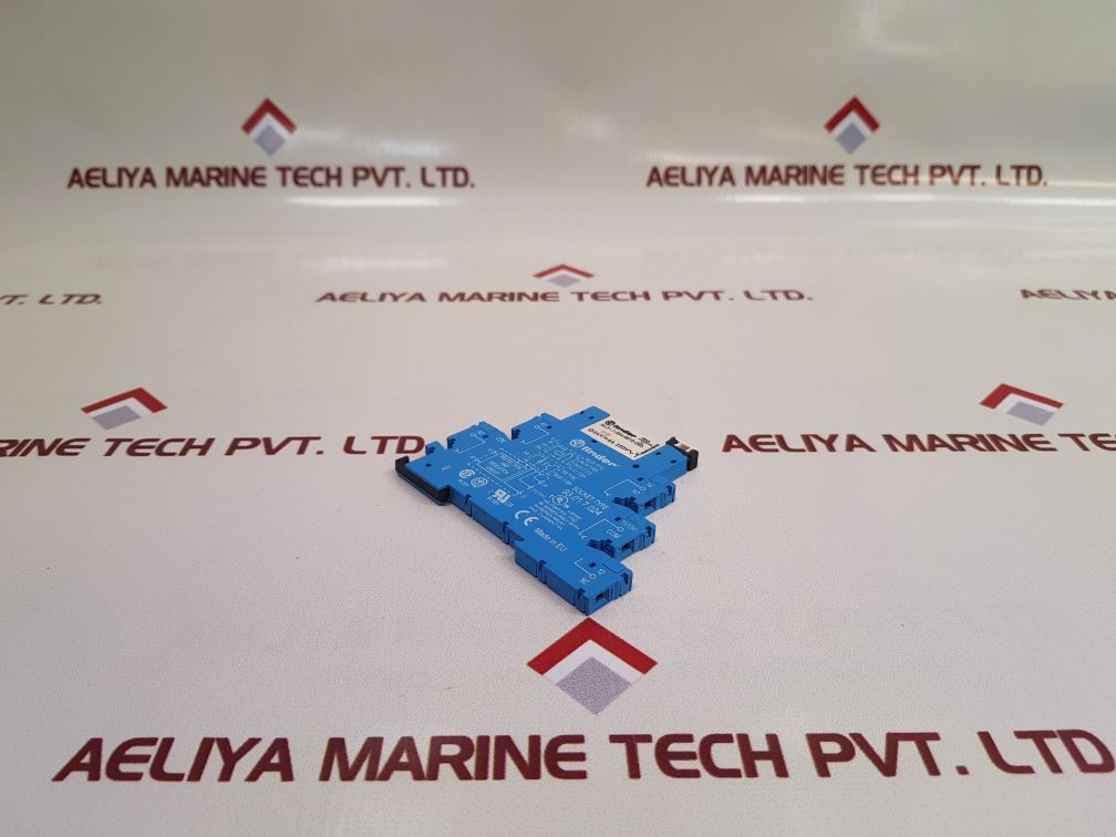 Set Of 8X Finder 34.51.7.024.0010 Relay With 93.01.7.024 Socket