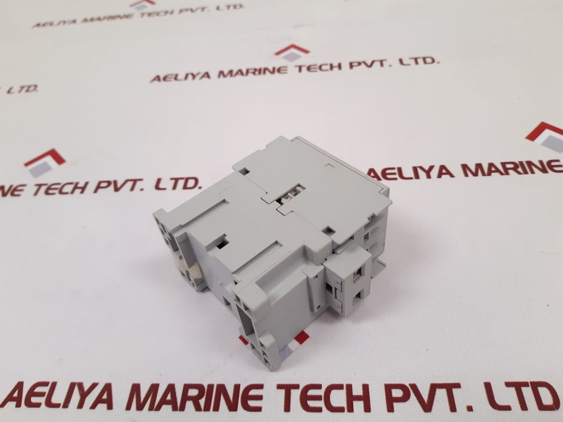 Allen-bradley 100-c23*10 Contactor