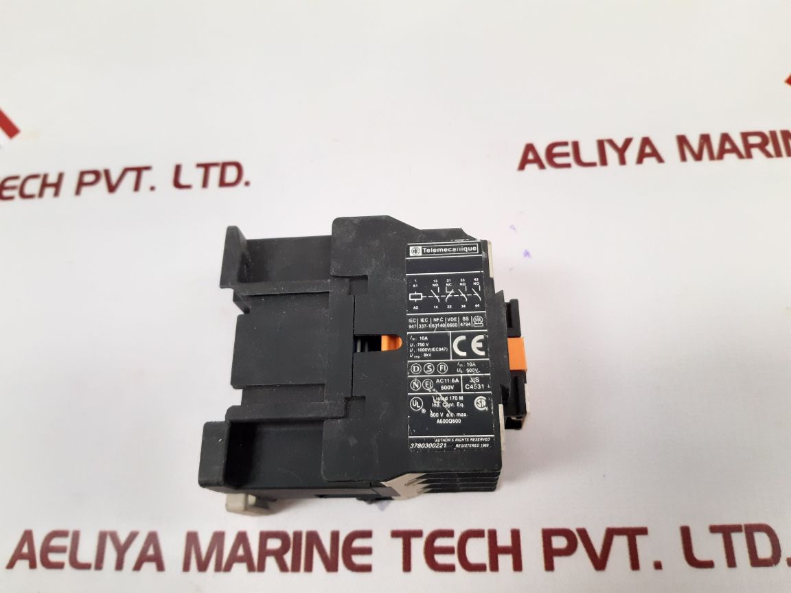 Telemecanique ca2 dn 31 contactor Used 