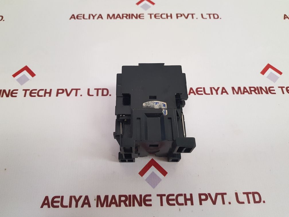 Hyundai Hmc 37 Magnetic Contactor