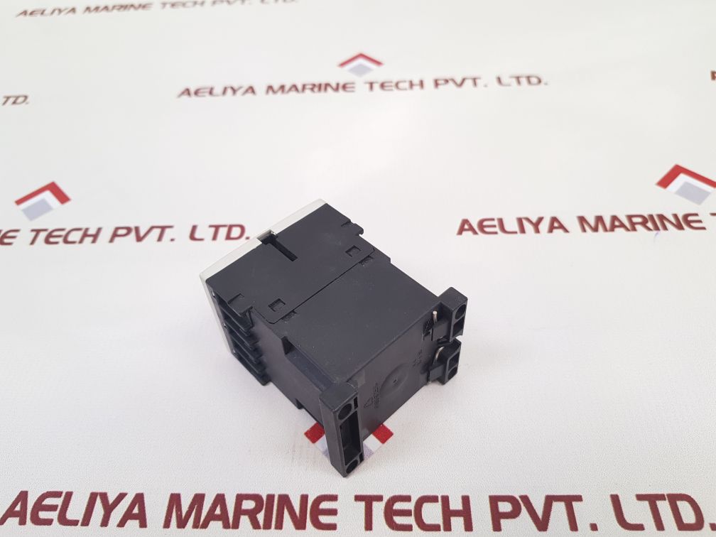 Siemens 3Rh1131-1Bf40 Contactor Relay