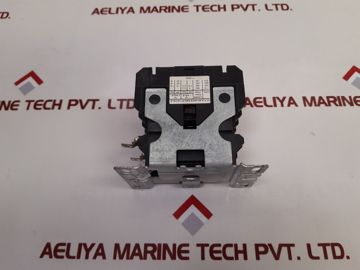 Carrier Transicold 10-00304-33 Contactor Used