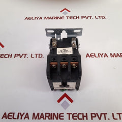 Carrier Transicold 10-00304-33 Contactor Used