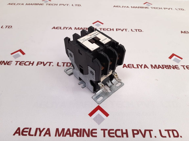 Carrier Transicold 10-00304-33 Contactor Used
