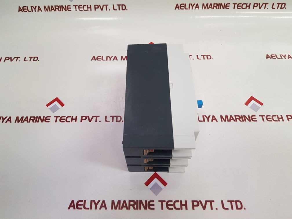 Larsen & Toubro Dh 100 Mccb-moulded Case Circuit Breaker