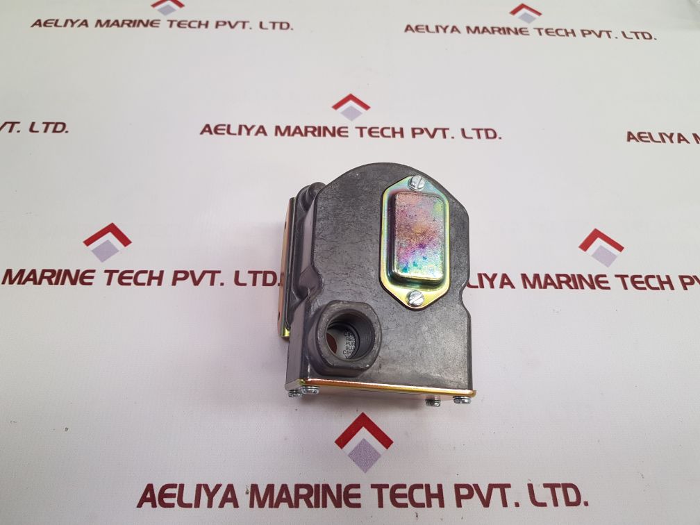 Barksdale D1T-a150Ss Actuated Switch