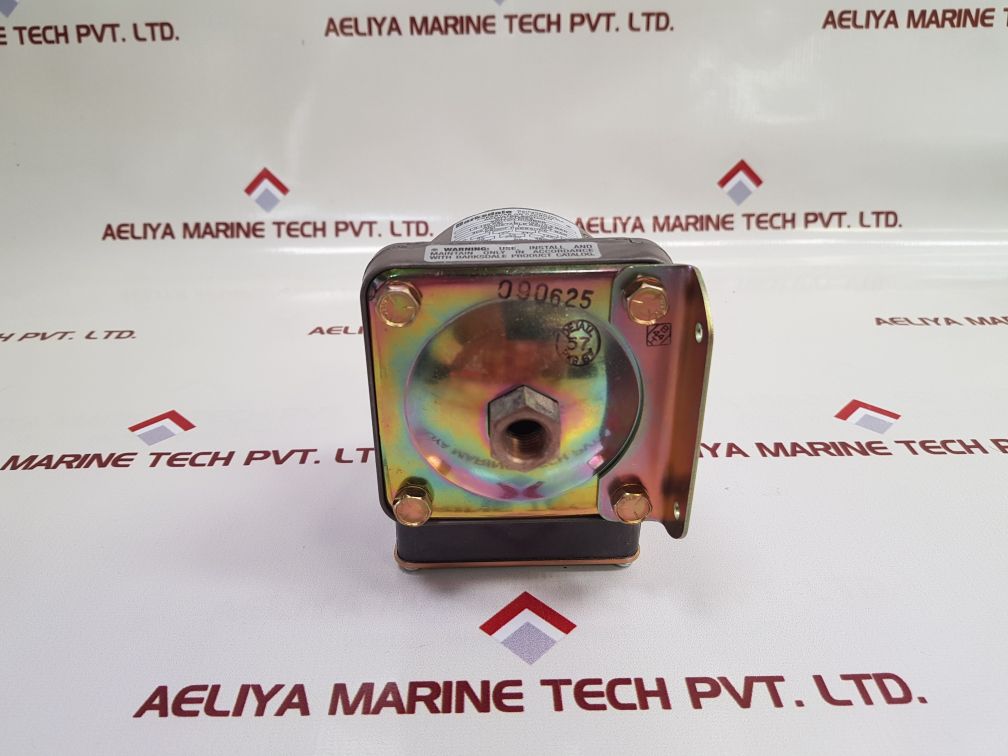 Barksdale D1T-a150Ss Actuated Switch