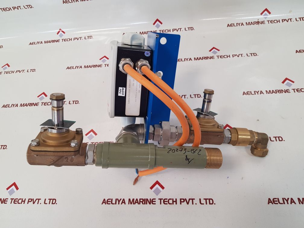 Danfoss  rt200 pressure switch with a3281-003 and ckd adk11-20a valve set 