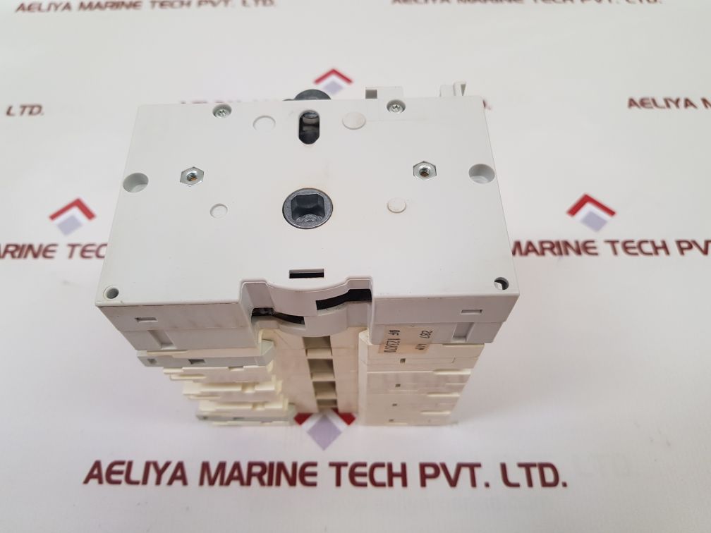 Schneider Electric Gs2F4 Switch Disconnector Fuse